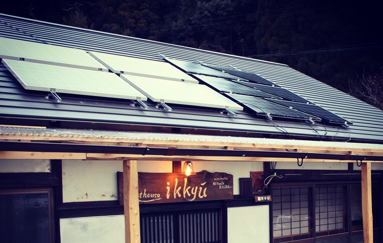 ソーラーパネル何Wで家庭の電力は自給できるのかを検証してみた